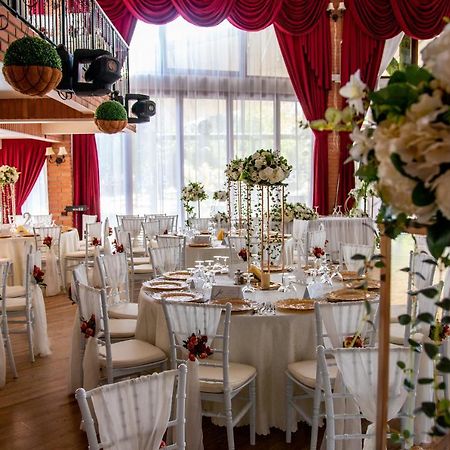 Hotel Restaurant Rustic Александрия Екстериор снимка